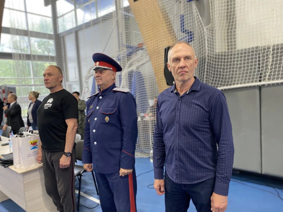 31 мая в Физкультурнооздоровительном комплексе «Газпром» состоялось торжественное открытие открытого областного командного турнира по самбо среди юношей и девушек до 13 лет на Кубок Атамана М. И. Платова 31 мая в Физкультурнооздоровительном комплексе «Газпром» состоялось торжественное открытие открытого областного командного турнира по самбо среди юношей и девушек до 13 лет на Кубок Атамана М. И. Платова