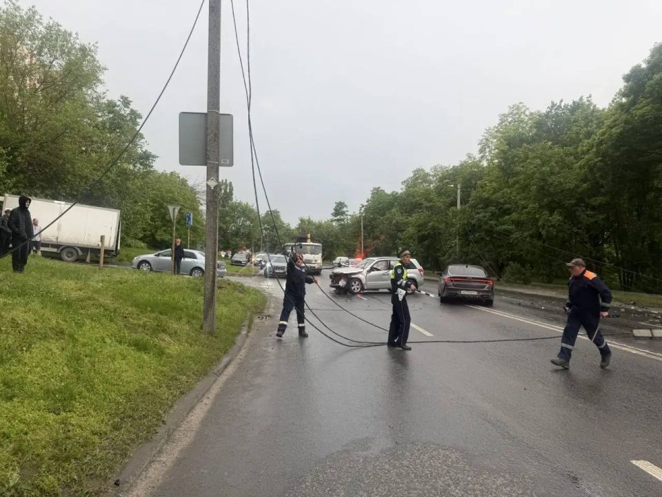 Два водителя пострадали в ДТП с BMW и Suzuki в Ростове