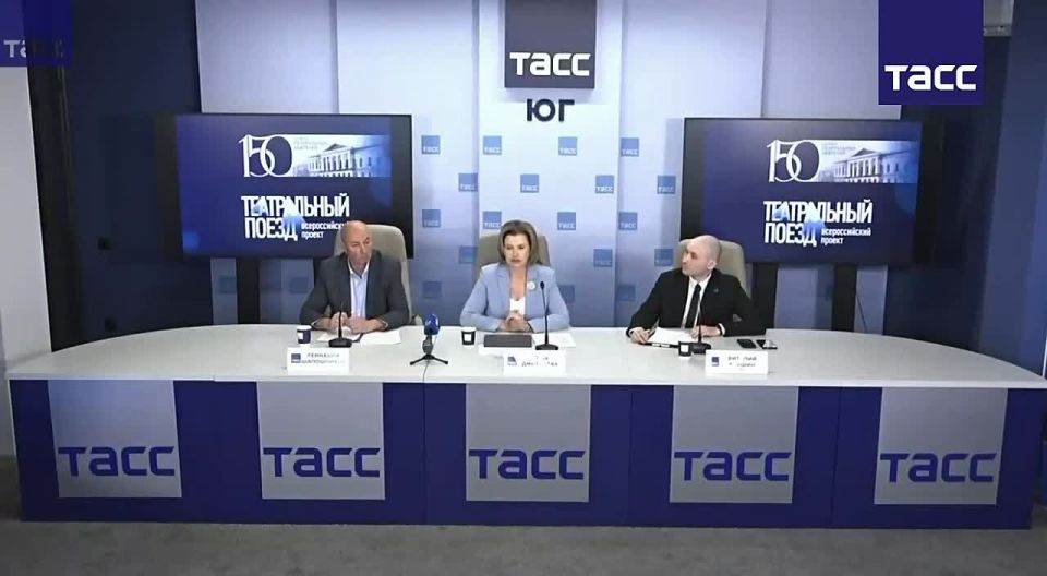 Всероссийский проект "Театральный поезд", приуроченный к 150-летию Союза театральных деятелей России, в первый день работы в Ростове-на-Дону посетили более 3,6 тыс