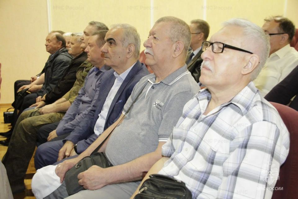 Руководство Главного управления встретилось с ветеранами Южного регионального центра Руководство Главного управления встретилось с ветеранами Южного регионального центра