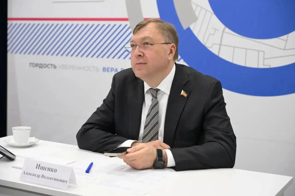 Во время приема, посвященного защите детства и поддержке семей с детьми, ко мне обратились жители моего избирательного округа из северных районов Ростовской области Во время приема, посвященного защите детства и поддержке семей с детьми, ко мне обратились жители моего избирательного округа из северных районов Ростовской области