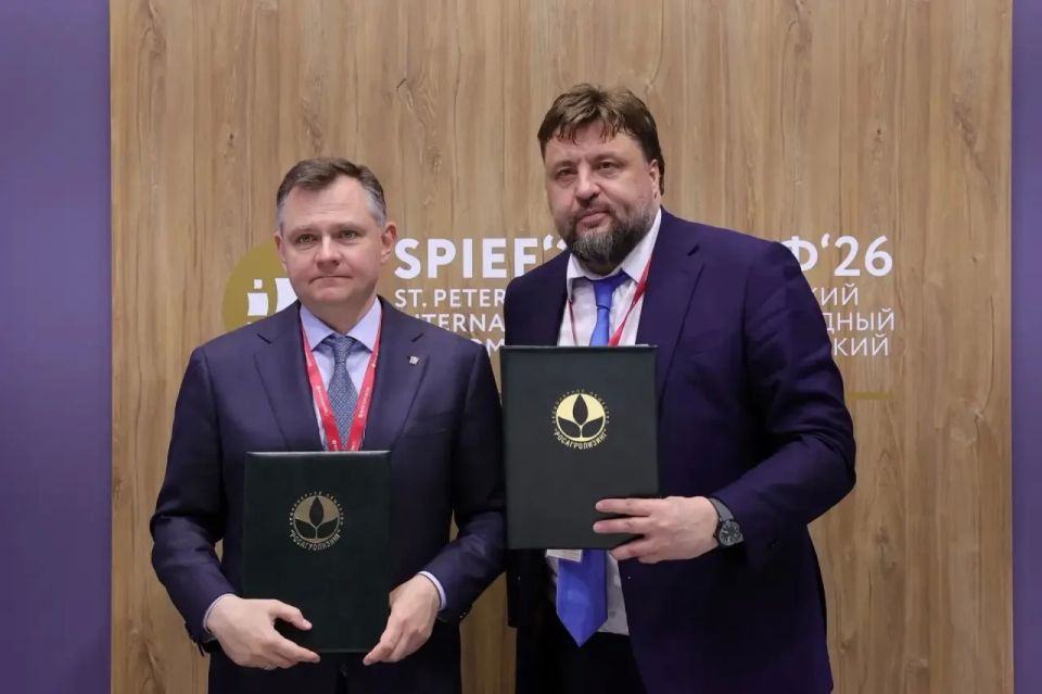 Юрий Слюсарь: «Росагролизинг» будет создавать в Ростовской области специальные машинно-технологические компании Юрий Слюсарь: «Росагролизинг» будет создавать в Ростовской области специальные машинно-технологические компании