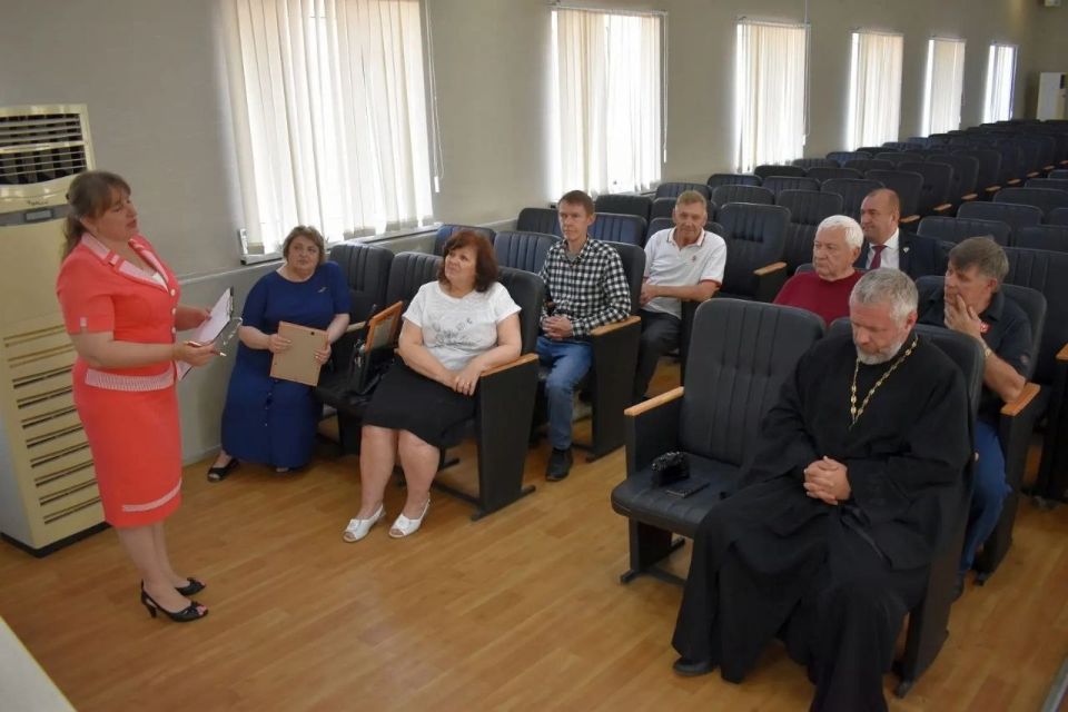 Итоги первого совещания Общественного совета при УМВД России по городу Таганрогу Итоги первого совещания Общественного совета при УМВД России по городу Таганрогу