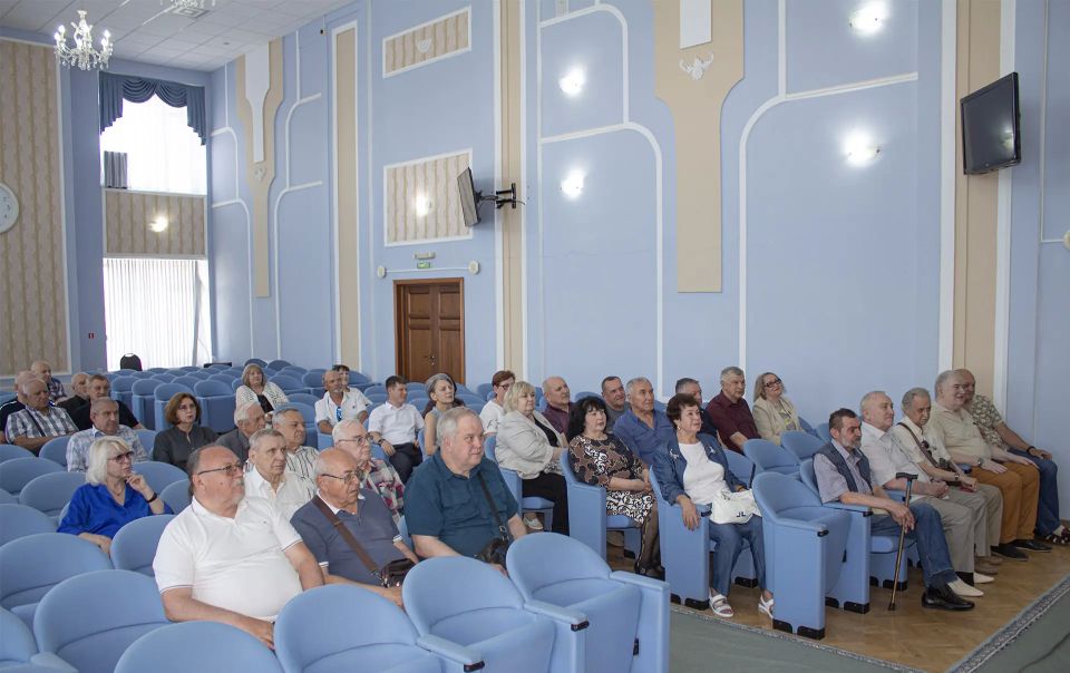 В Ростове-на-Дону состоялось очередное собрание Общественной организации ветеранов аппарата Управления на транспорте Министерства внутренних дел Российской Федерации по Северо-Кавказскому федеральному округу В Ростове-на-Дону состоялось очередное собрание Общественной организации ветеранов аппарата Управления на транспорте Министерства внутренних дел Российской Федерации по Северо-Кавказскому федеральному округу