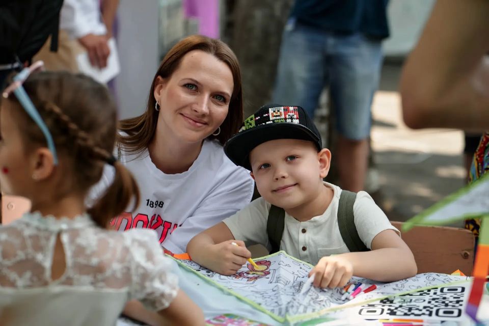 6 июня в Казачьем Эколого-биологическом центре состоялся эко-праздник, посвященный Всемирному дню охраны окружающей среды и 70-летию самого центра 6 июня в Казачьем Эколого-биологическом центре состоялся эко-праздник, посвященный Всемирному дню охраны окружающей среды и 70-летию самого центра