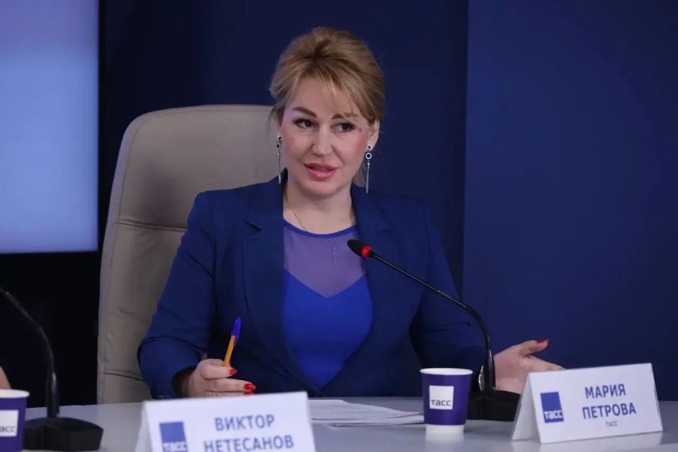 Фоторепортаж и главное с пресс-конференции, посвященной организации трудоустройства и профессиональной ориентации несовершеннолетних в Ростовской области в летний период 2026 года Фоторепортаж и главное с пресс-конференции, посвященной организации трудоустройства и профессиональной ориентации несовершеннолетних в Ростовской области в летний период 2026 года