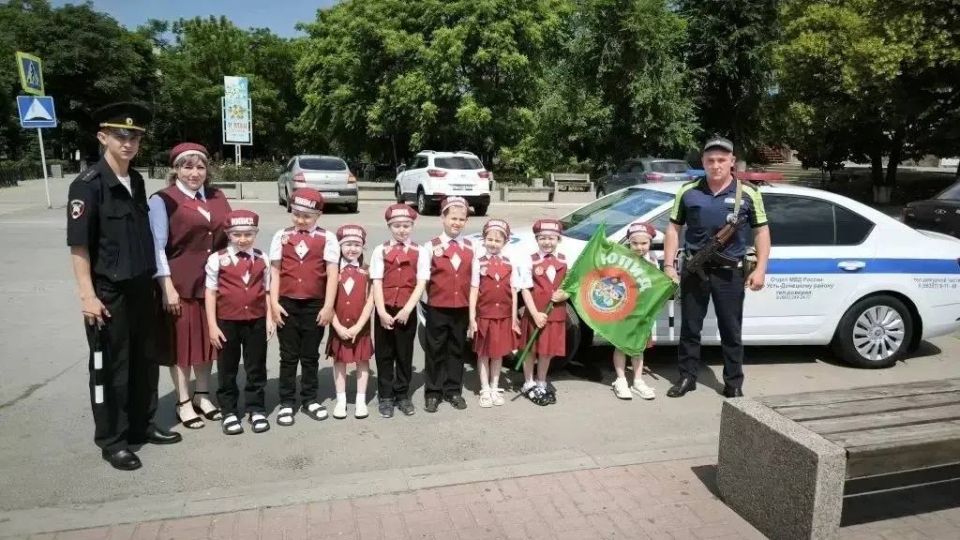 Акция «Внимание, дети!» в Усть-Донецке Акция «Внимание, дети!» в Усть-Донецке