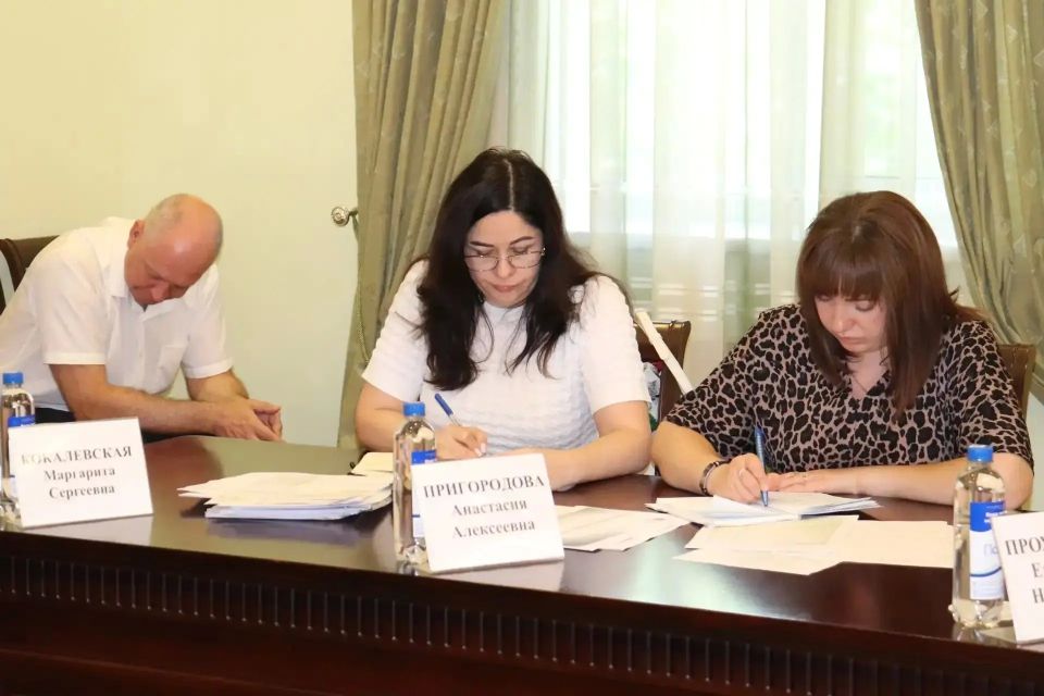 Итоги планерного совещания в администрации города Шахты: приоритеты работы на предстоящую неделю Итоги планерного совещания в администрации города Шахты: приоритеты работы на предстоящую неделю