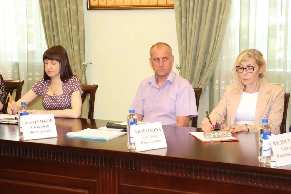Итоги планерного совещания в администрации города Шахты: приоритеты работы на предстоящую неделю Итоги планерного совещания в администрации города Шахты: приоритеты работы на предстоящую неделю