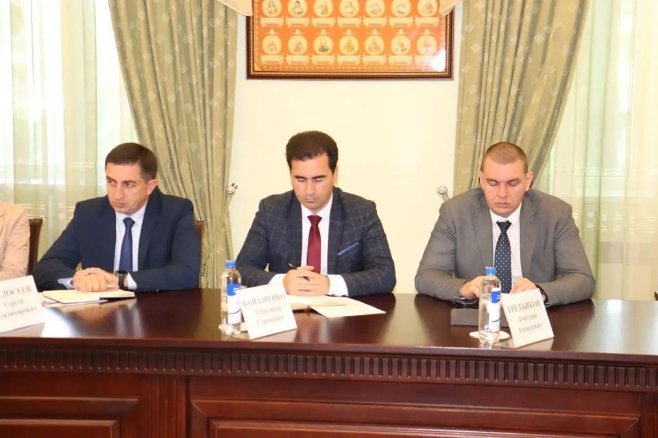 Итоги планерного совещания в администрации города Шахты: приоритеты работы на предстоящую неделю Итоги планерного совещания в администрации города Шахты: приоритеты работы на предстоящую неделю