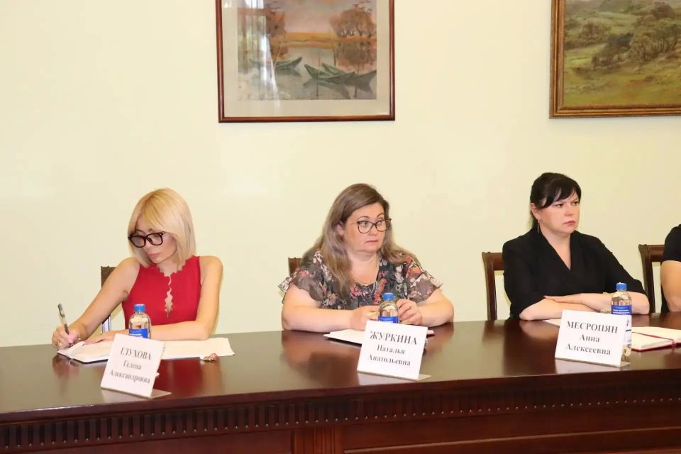 Итоги планерного совещания в администрации города Шахты: приоритеты работы на предстоящую неделю Итоги планерного совещания в администрации города Шахты: приоритеты работы на предстоящую неделю