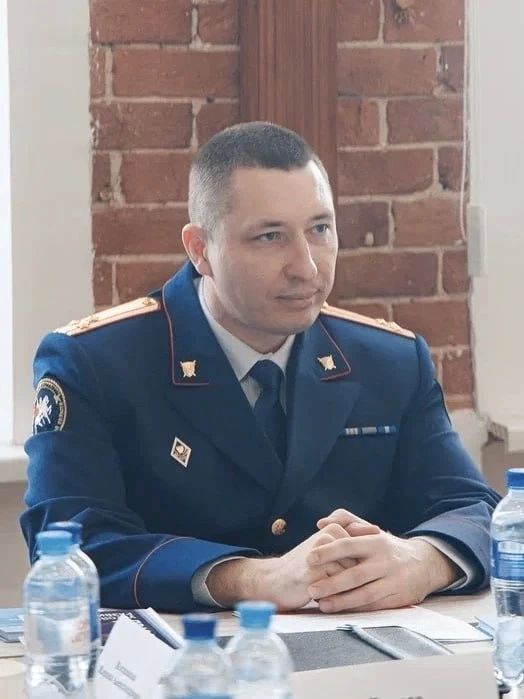 В Ростове задержан руководитель отдела по расследованию особо важных дел регионального СК — источник Блокнот