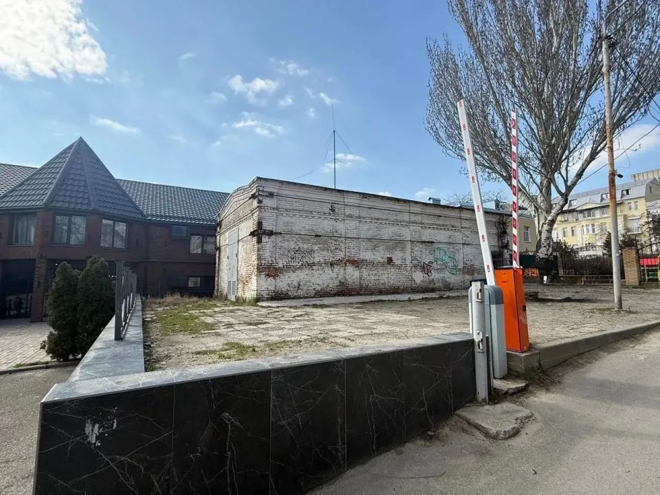 Александр Скрябин: В парке им. М. Горького появился новый экологический мурал «Сберегаем вместе» Александр Скрябин: В парке им. М. Горького появился новый экологический мурал «Сберегаем вместе»