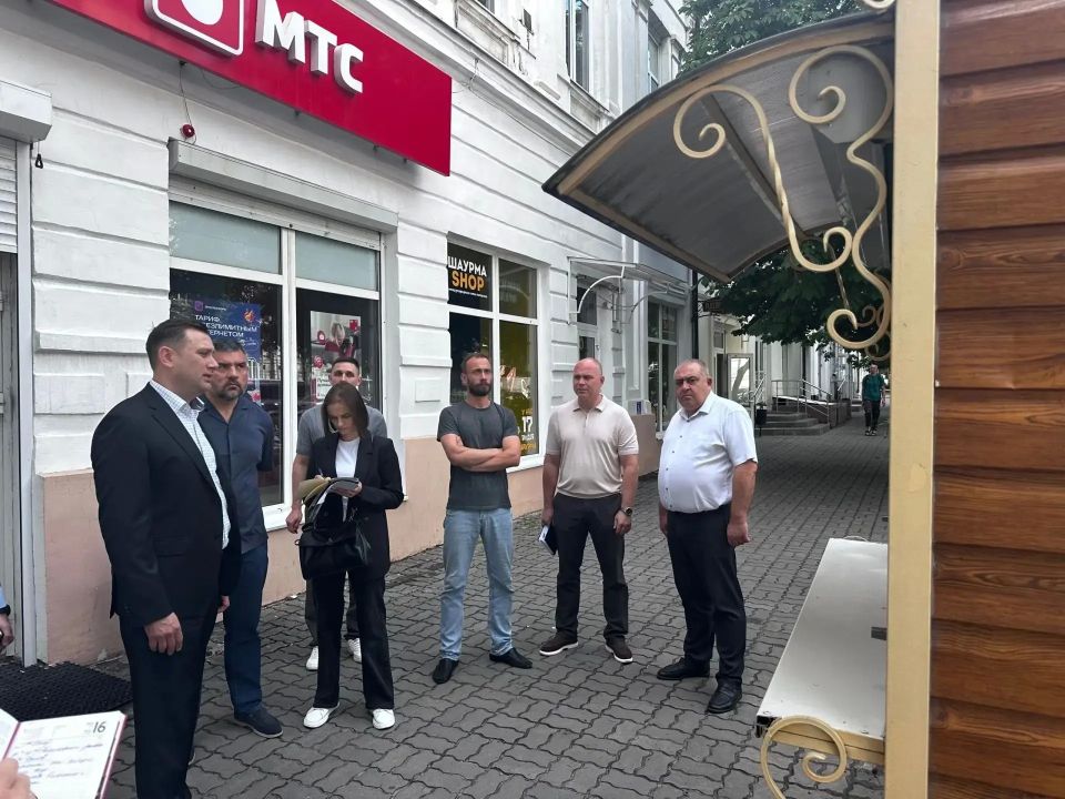 Улица Московская — визитная карточка нашего города Улица Московская — визитная карточка нашего города