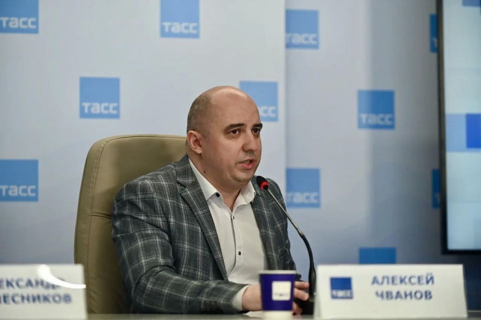 Фоторепортаж и главное с пресс-конференции, посвященной профилактике распространения и лечению никотиновой зависимости несовершеннолетних в Ростовской области Фоторепортаж и главное с пресс-конференции, посвященной профилактике распространения и лечению никотиновой зависимости несовершеннолетних в Ростовской области
