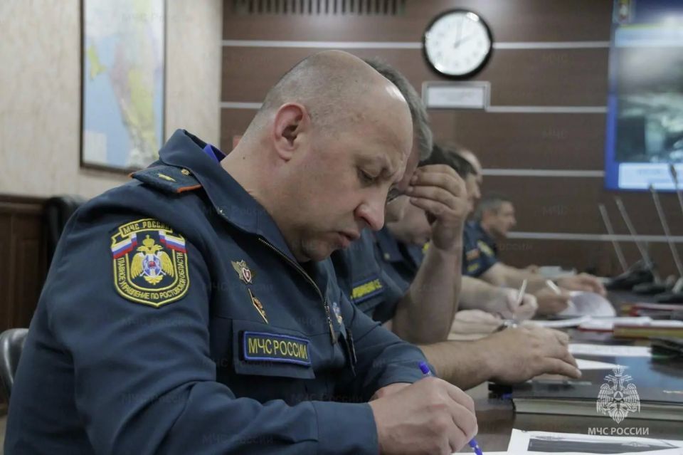 Совет руководителей Южного федерального округа подвел итоги за полугодие Совет руководителей Южного федерального округа подвел итоги за полугодие