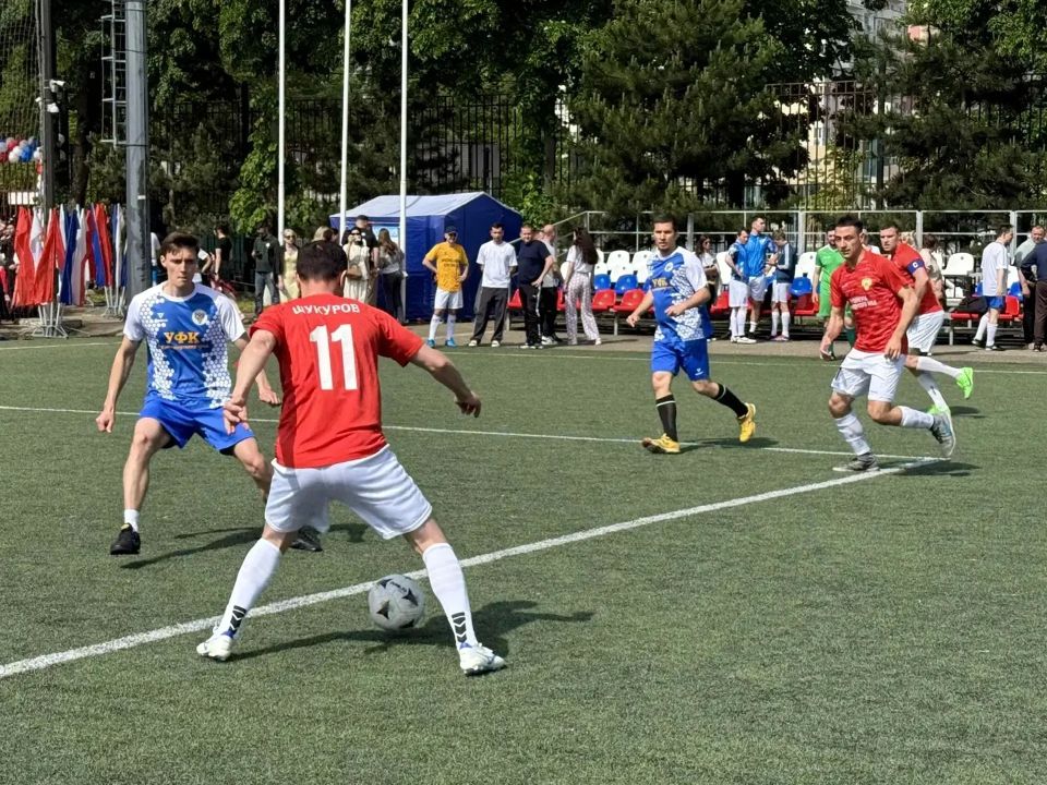 В рамках межведомственного взаимодействия сотрудники УФК по Ростовской области Русско Николай и Кобылько Сергей приняли участие в турнире по мини-футболу посвященного 81-годовщине Победы в Великой Отечественной войне В рамках межведомственного взаимодействия сотрудники УФК по Ростовской области Русско Николай и Кобылько Сергей приняли участие в турнире по мини-футболу посвященного 81-годовщине Победы в Великой Отечественной войне