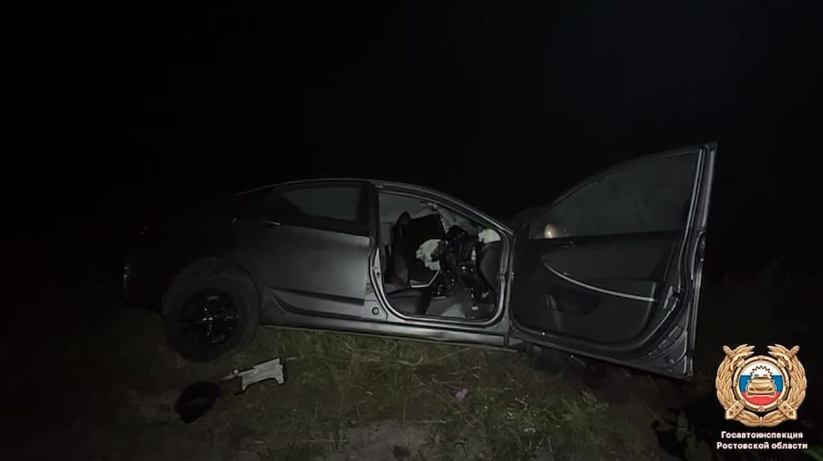 Две машины разбились всмятку на трассе в Цимлянском районе