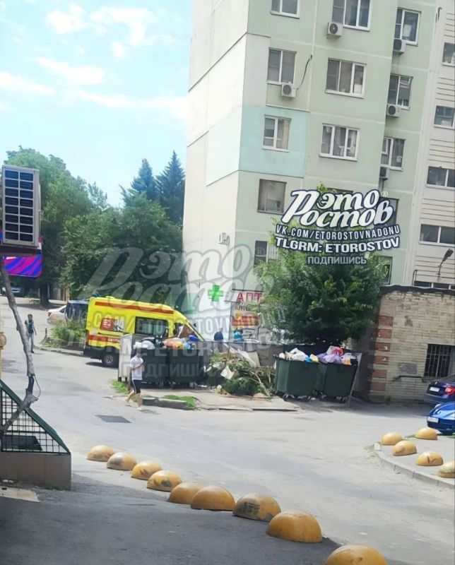 В Ростове трехлетний ребенок выпал из окна и погиб