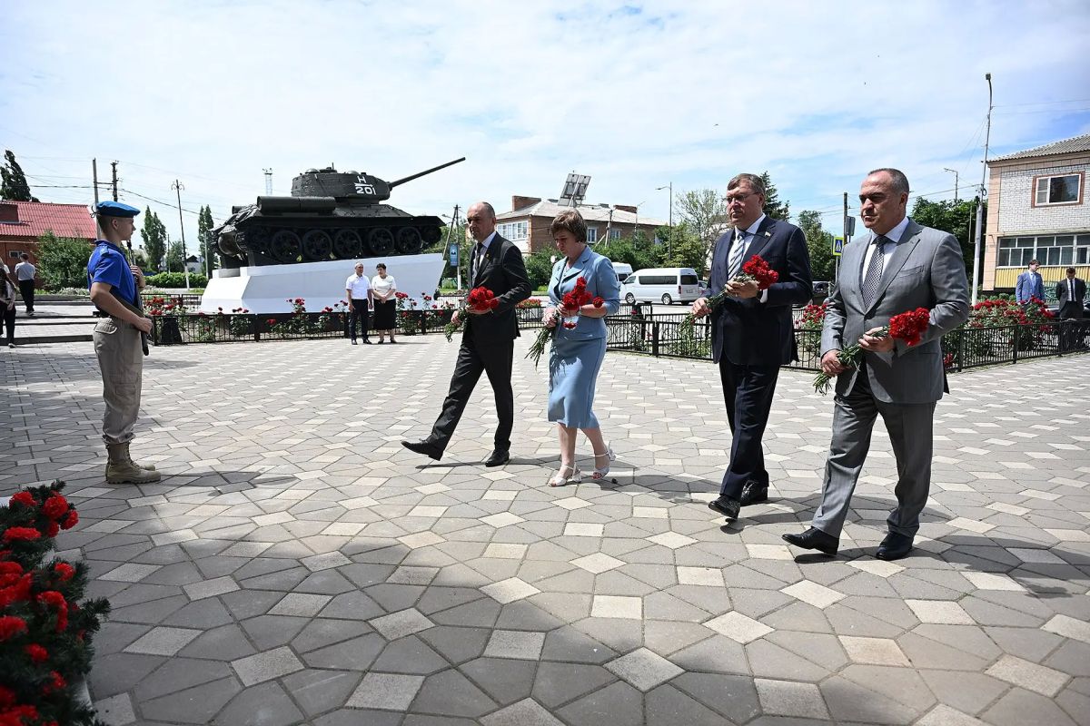 В каждой донской станице есть мемориалы памяти о Великой Отечественной войне В каждой донской станице есть мемориалы памяти о Великой Отечественной войне
