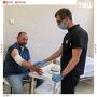 Мужчина выжил после удара молнии в автомобиль