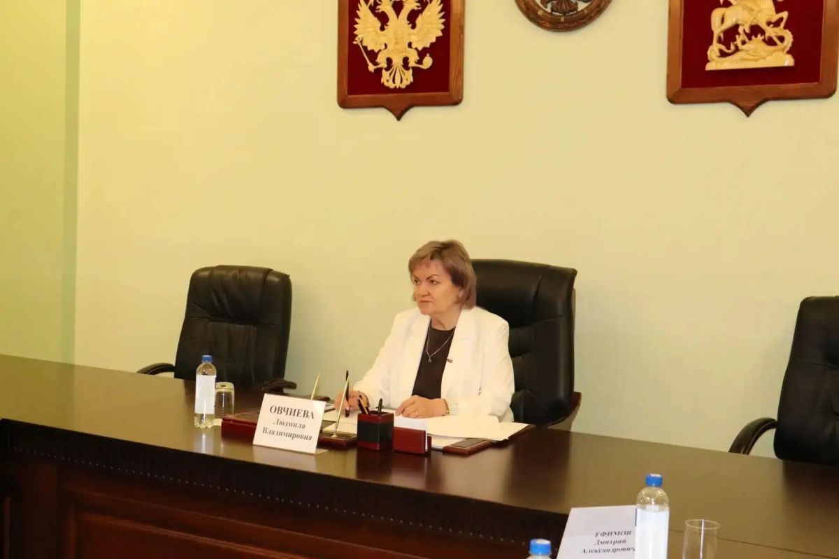 Глава Шахт проверила работу территориальных отделов и поставила задачи по развитию территорий Глава Шахт проверила работу территориальных отделов и поставила задачи по развитию территорий