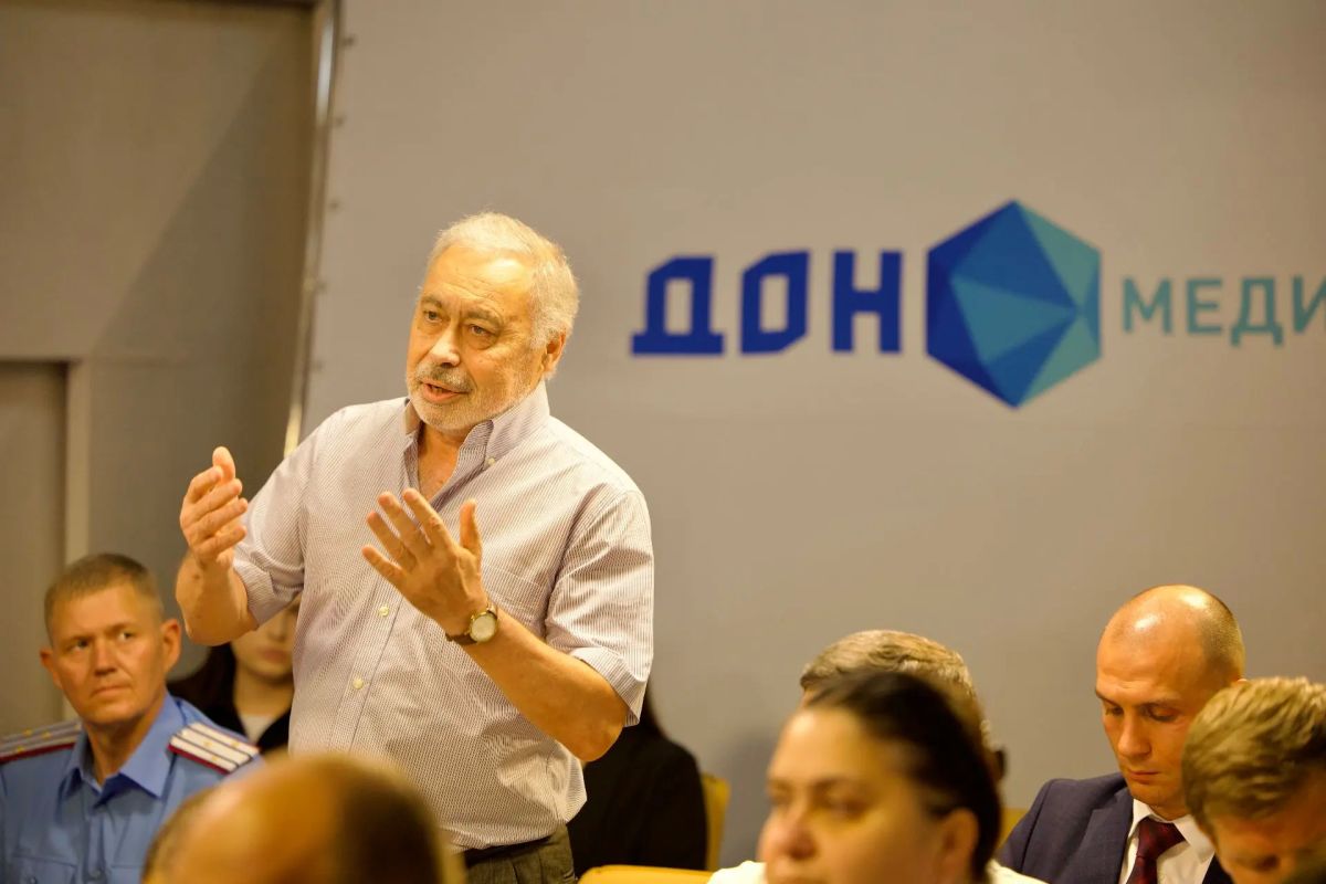 Общественный совет при ростовском Главке обсудил вопросы детской безопасности Общественный совет при ростовском Главке обсудил вопросы детской безопасности