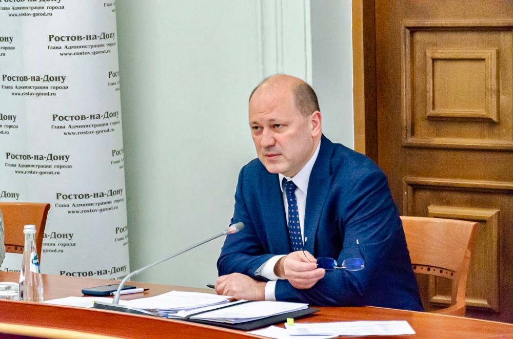 А что вы пожелаете главе донской столицы?