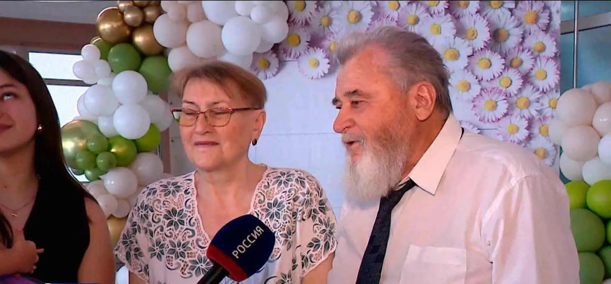 Сегодня 16 крепких семей чествовали в Батайске Сегодня 16 крепких семей чествовали в Батайске