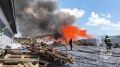 В Ростовской области огнеборцы МЧС России ликвидируют крупный пожар