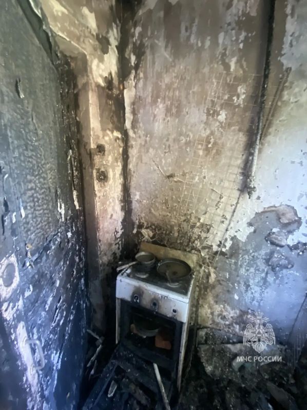 Сковородка с раскаленным маслом стала причиной пожара