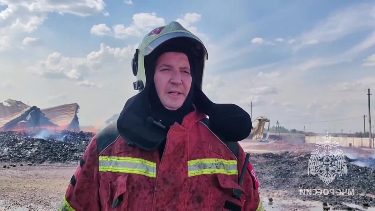 Пожару на складах в Батайске присвоили третий ранг сложности