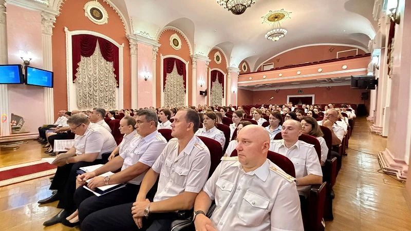 Начальник донского Главка МВД принял участие в подведении итогов служебной деятельности Управления по вопросам миграции Начальник донского Главка МВД принял участие в подведении итогов служебной деятельности Управления по вопросам миграции