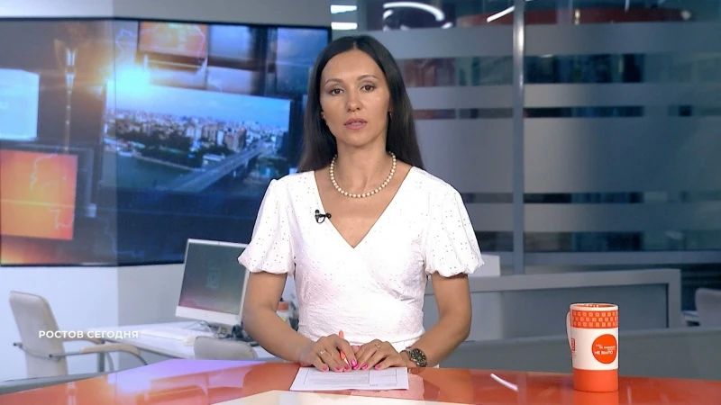 Сегодня в выпуске:. 01:03 Ночная атака беспилотников с пожарами нефтепродуктов в Таганроге и Азове; 03:15 срыв террористического удара роя дронов по ростовскому военному аэродрому; 04:36 передача военно-технической помощи...