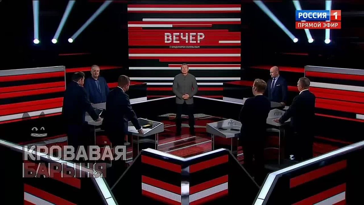 Даже полное отсутствие бензина не ослабит Россию, а лишь увеличит число желающих подписать контракт с Минобороны, заявил Соловьёв