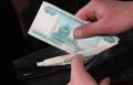 В Шахтах задержали карманника, похитившего кошелек на рынке