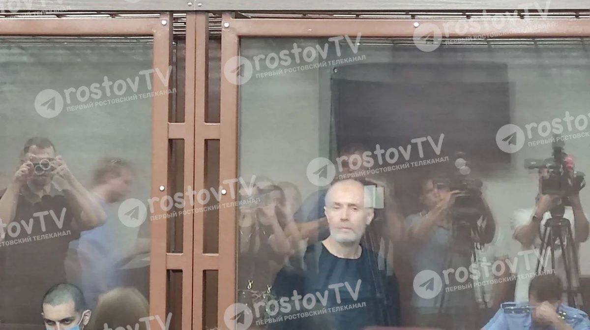 Приличные сроки запросил прокурор для захватчиков заложников в СИЗО Приличные сроки запросил прокурор для захватчиков заложников в СИЗО