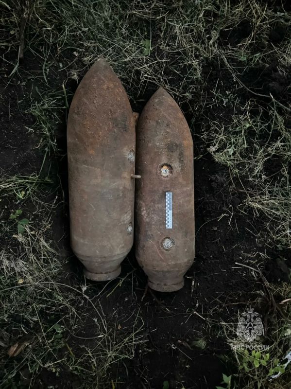 Саперы нейтрализовали авиабомбы времен ВОВ Саперы нейтрализовали авиабомбы времен ВОВ