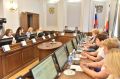 В Законодательном собрании Ростовской области состоялось общественное обсуждение отчета о деятельности Уполномоченного по правам ребенка за 2025 год