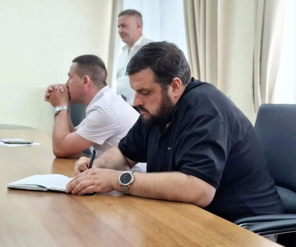 В Новочеркасске обсудили подготовку к предстоящему отопительному сезону В Новочеркасске обсудили подготовку к предстоящему отопительному сезону