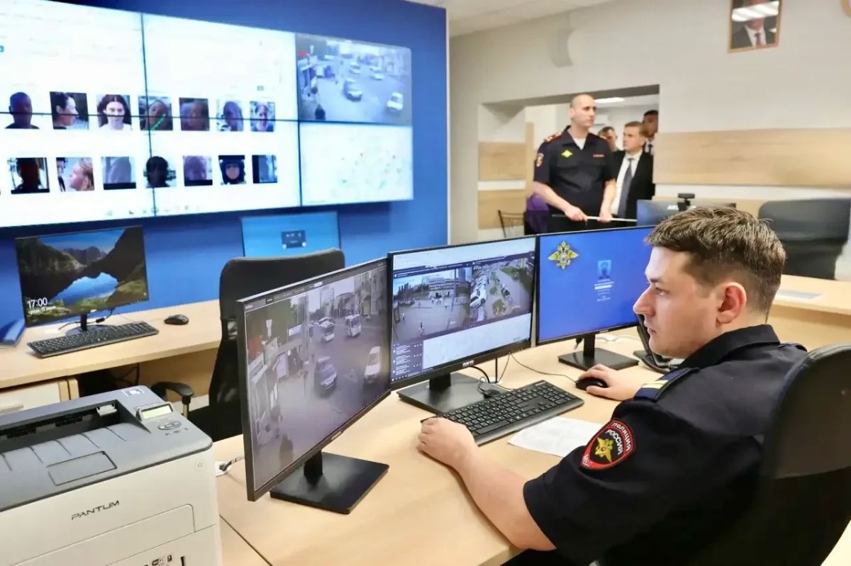 Губернатор Ростовской области познакомился с новыми цифровыми возможностями Ситуационного центра охраны порядка Губернатор Ростовской области познакомился с новыми цифровыми возможностями Ситуационного центра охраны порядка