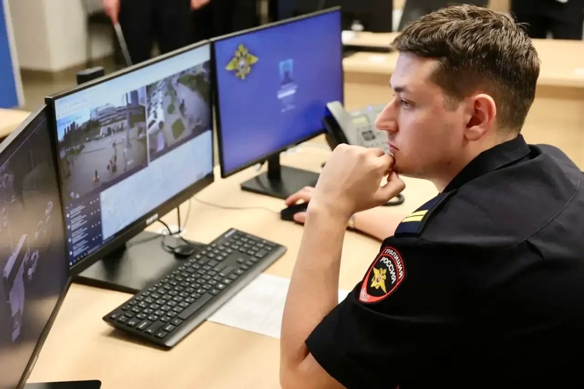 Губернатор Ростовской области познакомился с новыми цифровыми возможностями Ситуационного центра охраны порядка Губернатор Ростовской области познакомился с новыми цифровыми возможностями Ситуационного центра охраны порядка