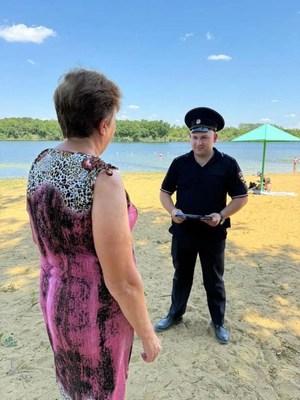 Донецкие полицейские провели рейды по профилактике поведения отдыхающих на водоемах Донецкие полицейские провели рейды по профилактике поведения отдыхающих на водоемах