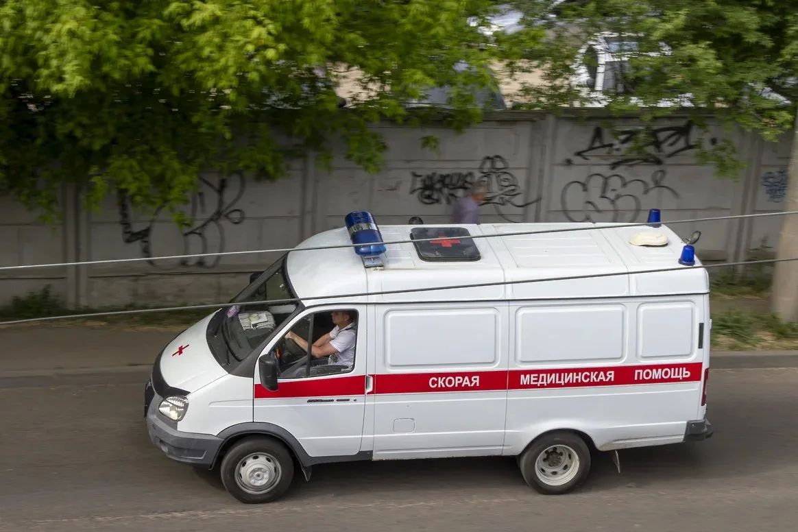 В Ростовской области при столкновении двух машин погибли три человека