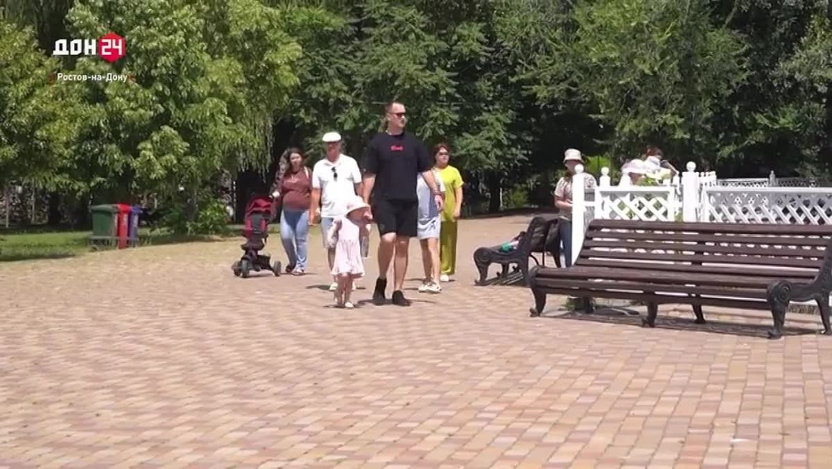 Кто – под кондиционер, а кто – в душ: как ростовчане спасаются от жары в городе