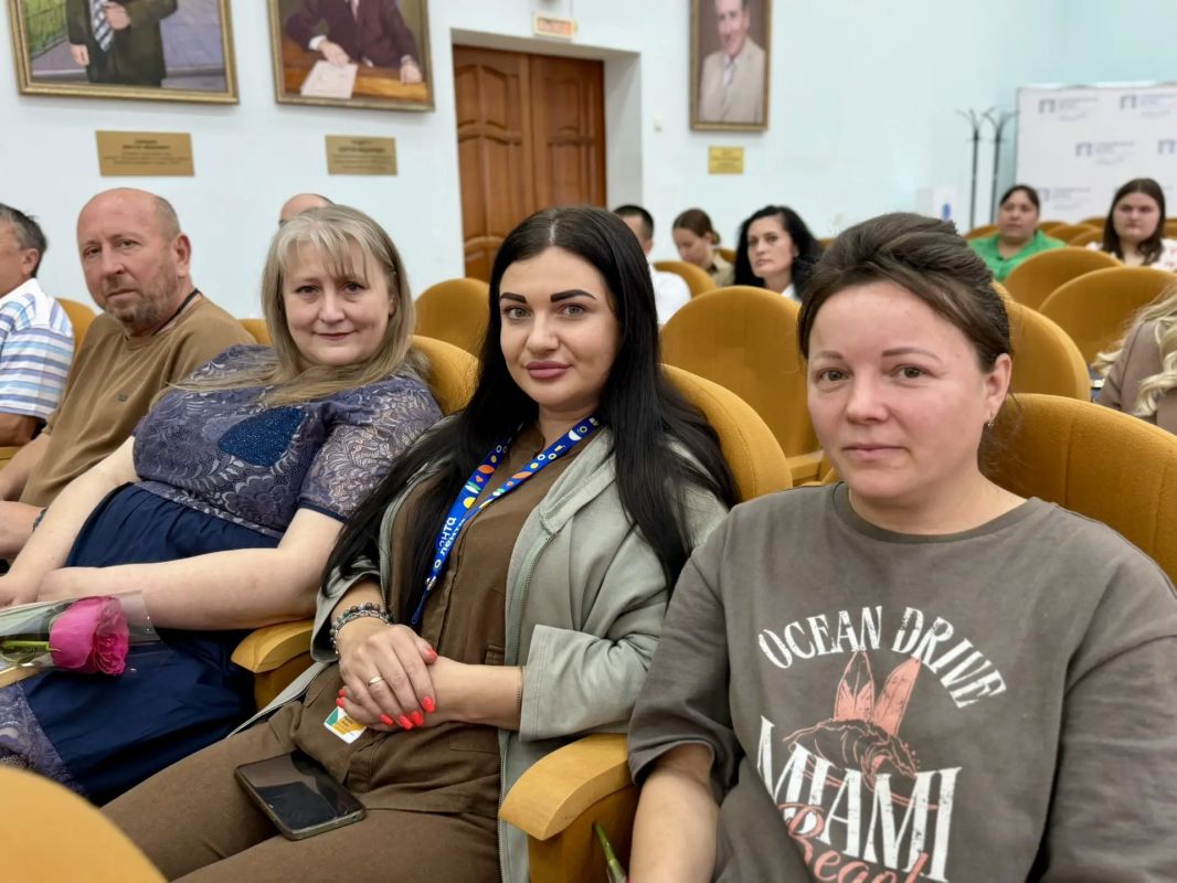 23 июля в Большом зале Городской Думы состоялось торжественное мероприятие, посвящённое Дню работников торговли 23 июля в Большом зале Городской Думы состоялось торжественное мероприятие, посвящённое Дню работников торговли