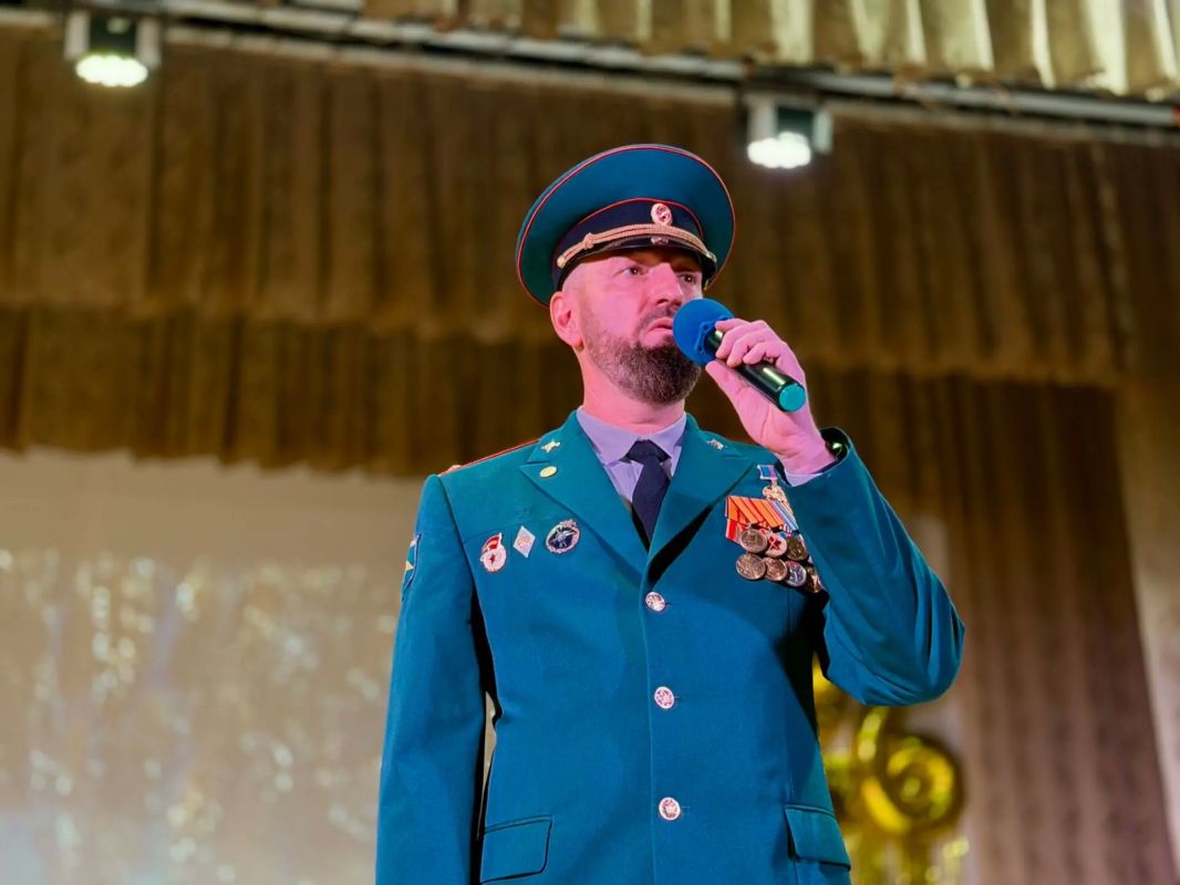 24 июля в Центре эстетического воспитания «Эстетика» прошло торжественное собрание, посвященное 110-летию со дня образования следственного изолятора № 3 24 июля в Центре эстетического воспитания «Эстетика» прошло торжественное собрание, посвященное 110-летию со дня образования следственного изолятора № 3