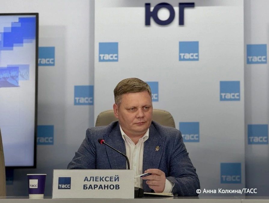 Выпускники программы "Герои Дона" для участников и ветеранов СВО, которая является продолжением президентского проекта "Время героев", представят 60 проектов по улучшению региона в качестве выпускных работ,сообщил...