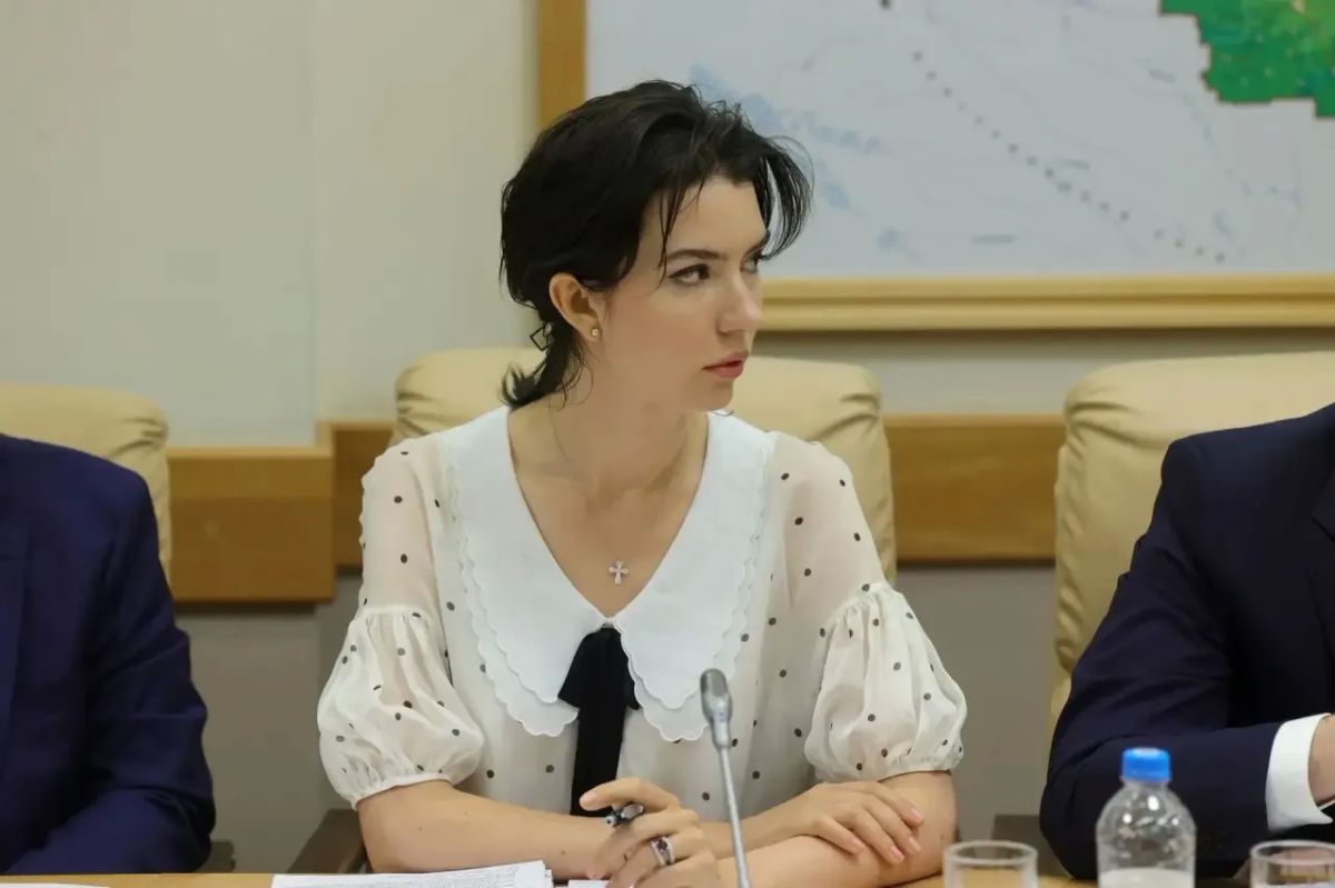 Юрий Слюсарь: Уборочная, ситуация с пожарами и контроль за рынком топлива – сегодня в центре внимания на совещании в правительстве Юрий Слюсарь: Уборочная, ситуация с пожарами и контроль за рынком топлива – сегодня в центре внимания на совещании в правительстве