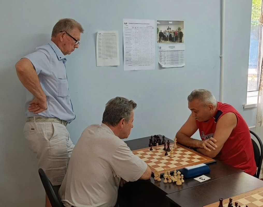 В городе Шахты состоялись соревнования по быстрым шахматам В городе Шахты состоялись соревнования по быстрым шахматам
